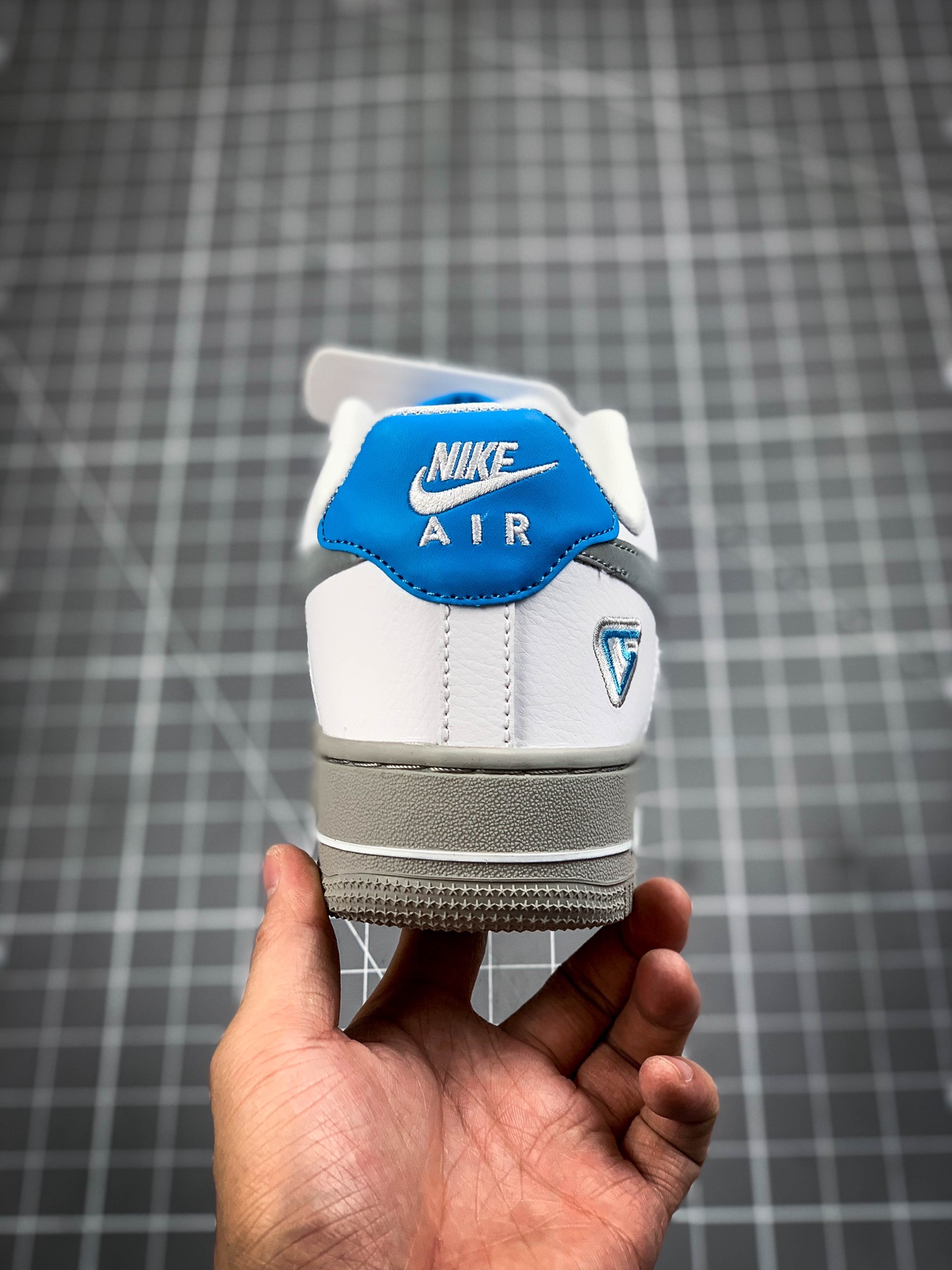200 NBA名宿飞人卡特个人PE 公司级 Nike Air Force 1 Low 白湖蓝 配色 空军一号CK5433-200