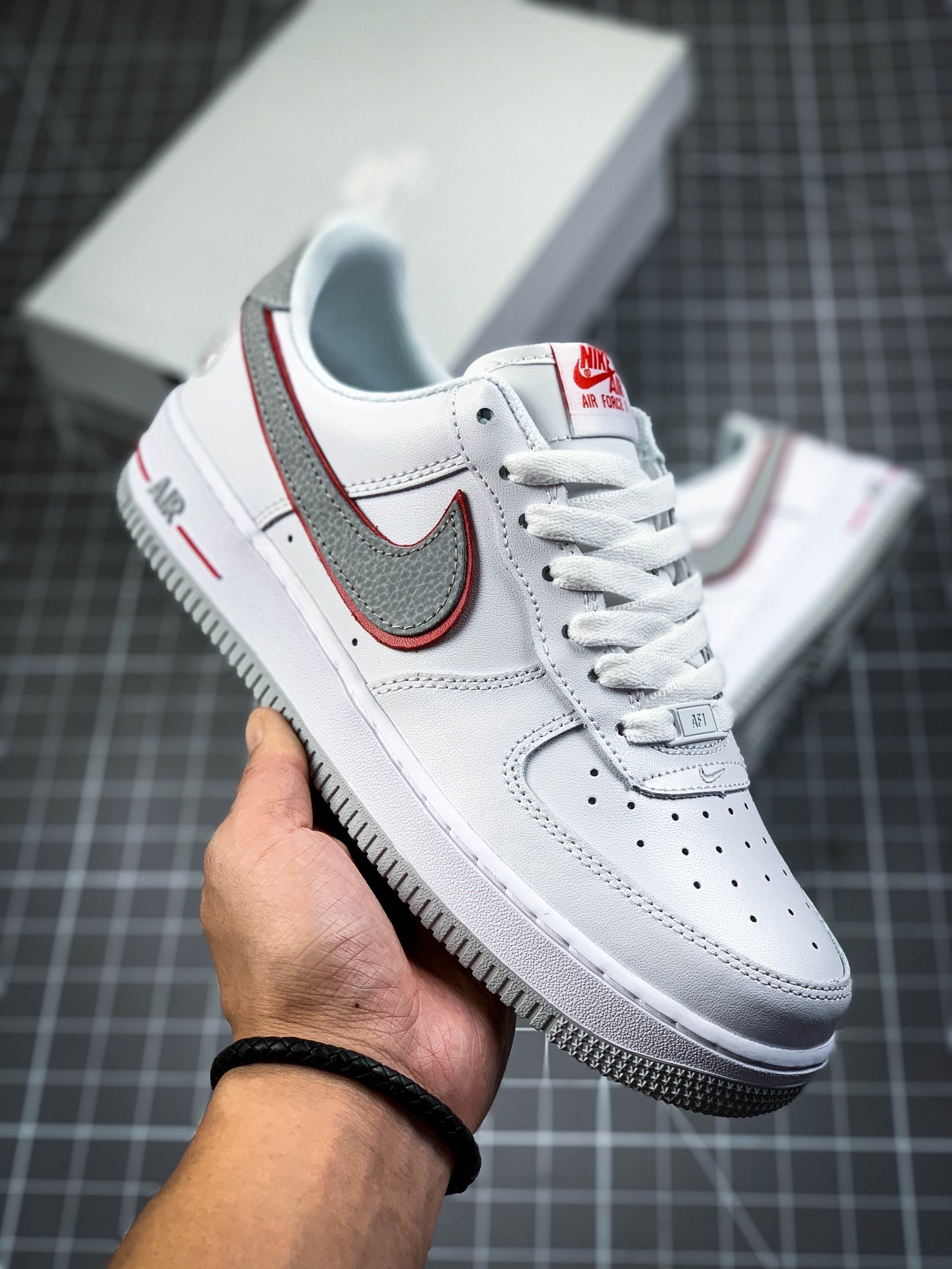 180 【新配色】公司级 Nike Air Force 1 “1号联名” 白灰红 空军一号休闲板鞋CJ1681-101