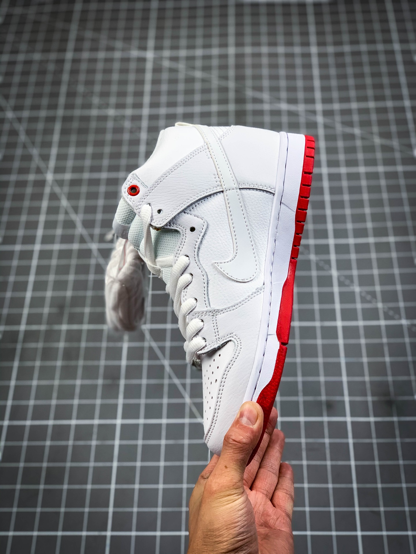180 原装 Nike SB Zoom Dunk High白红棕榈树板鞋 AH9613-116