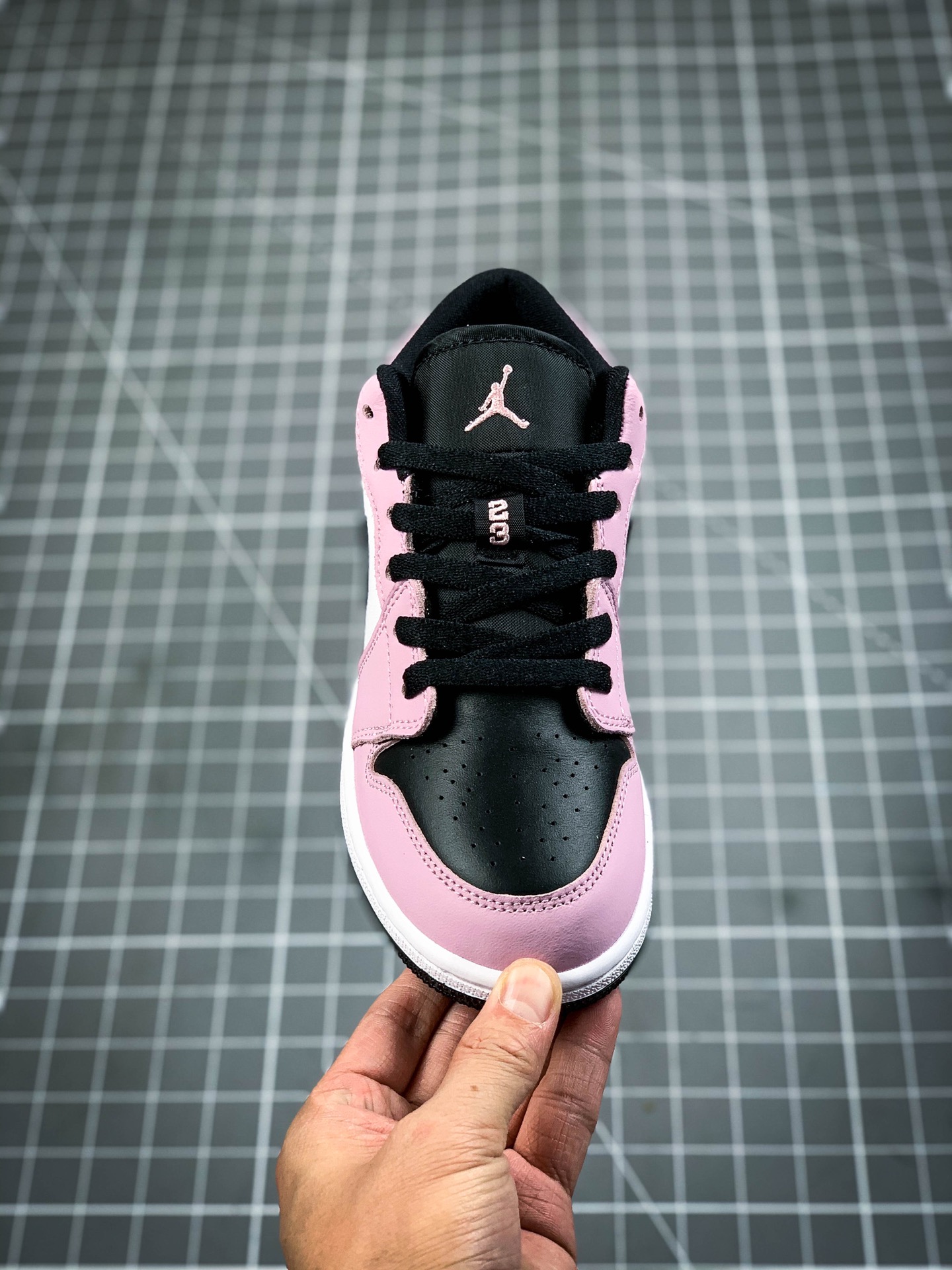 200 Air Jordan 1 Low 黑白粉 AJ1乔1低帮休闲板鞋 554723-601