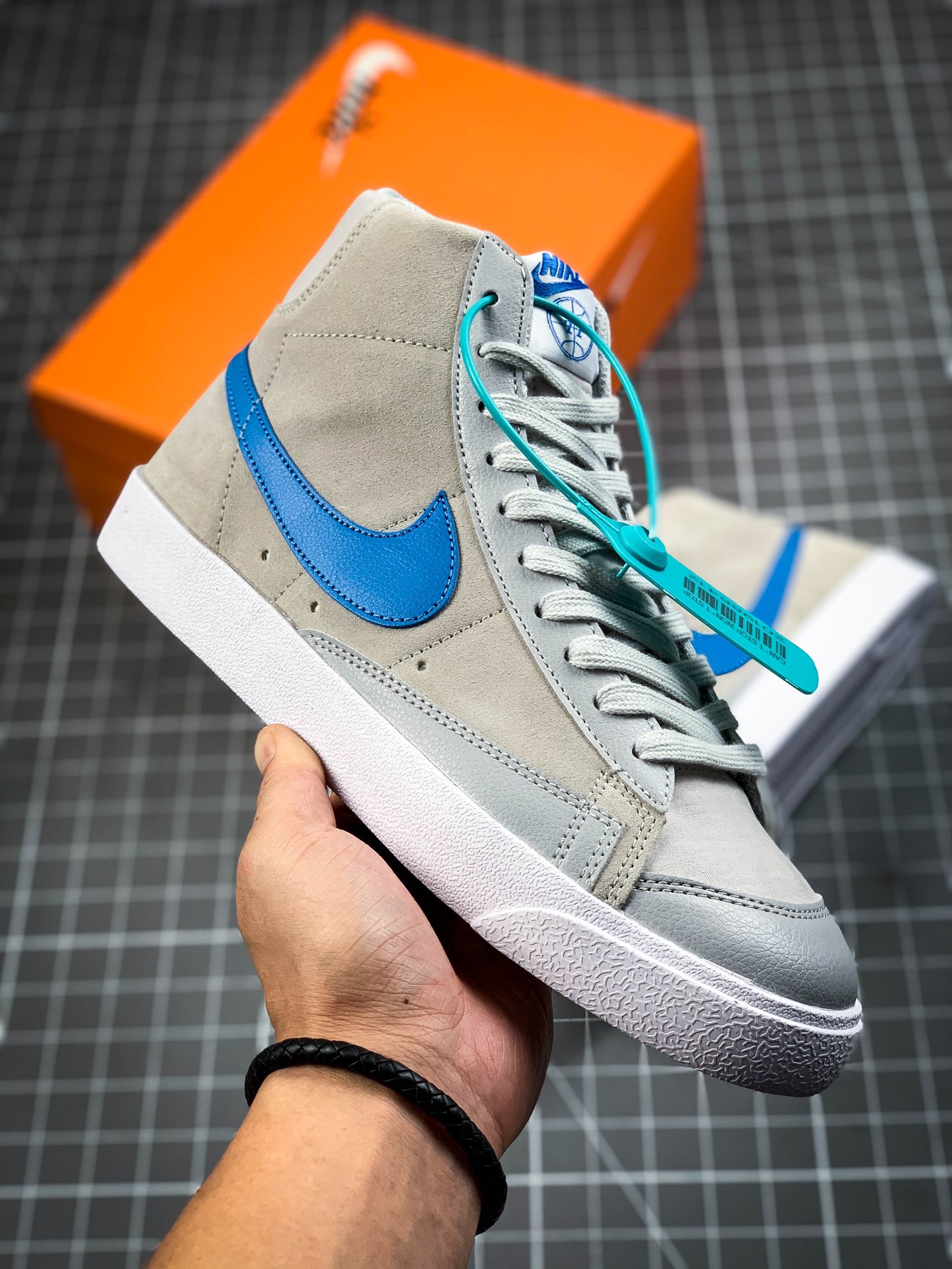 180 公司级 Nike Blazer Mid QS HH 开拓者高帮百搭休闲板鞋 CV8927-001