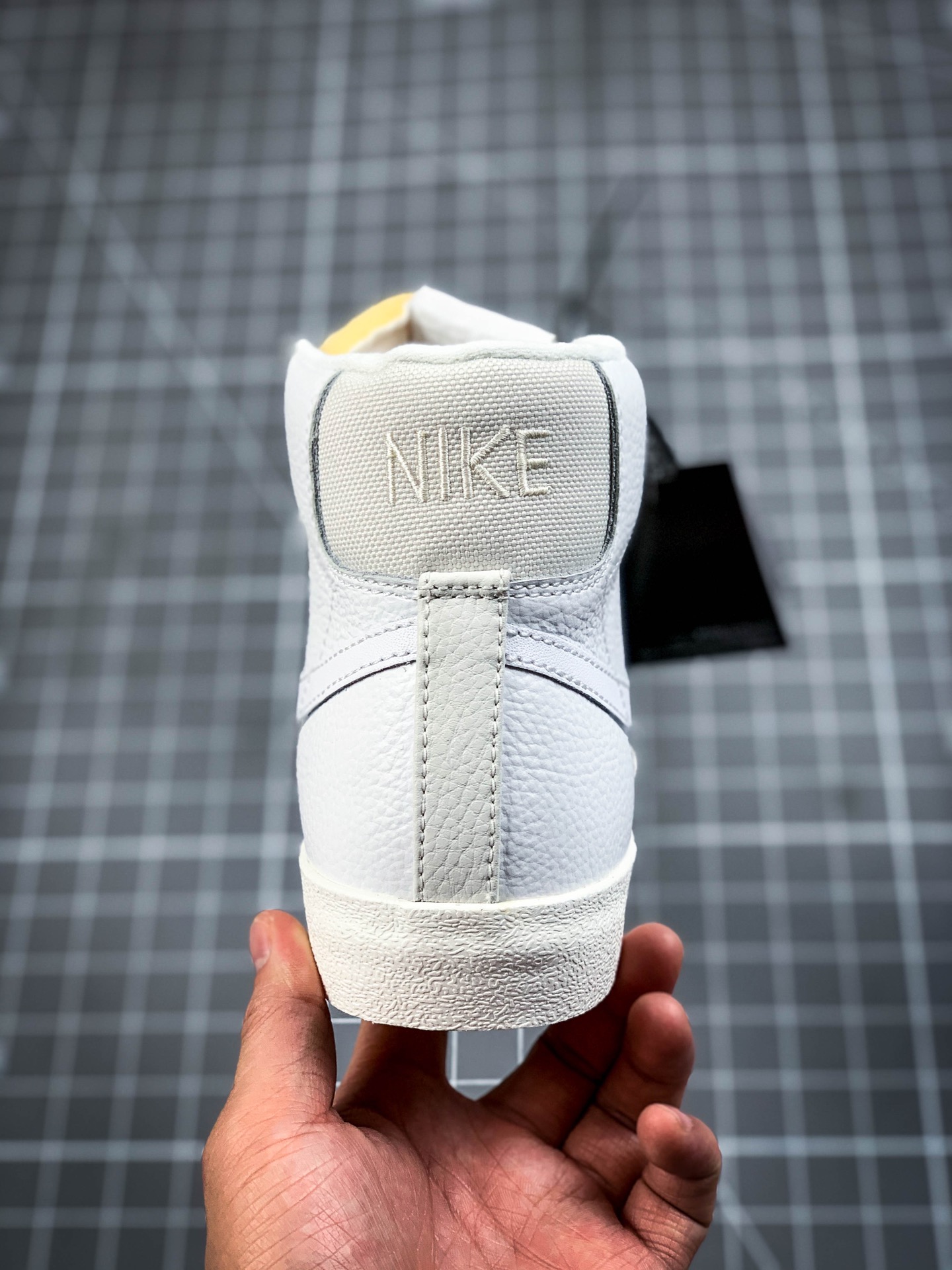 190 耐克开拓者高帮板鞋  Nike BLAZER MID’77 SS 2020秋季新款运动鞋高帮板鞋 CW7583-100