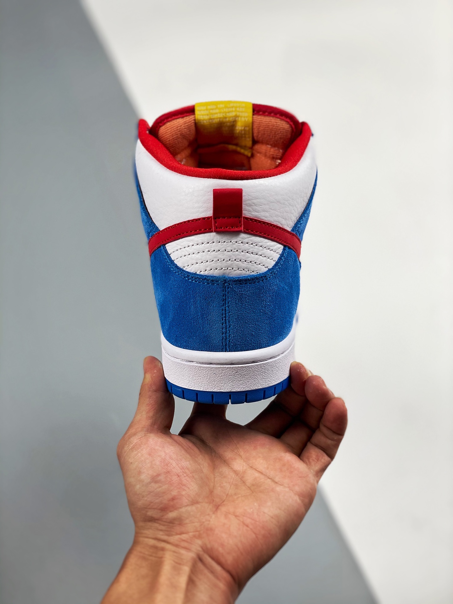 Miniatura 8