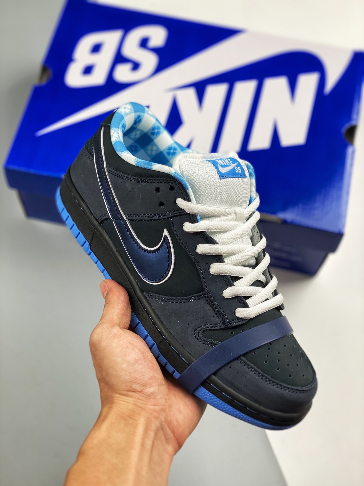 #波士顿知名鞋店重磅联名Concepts x Nike Dunk Low Pro SB "Blue Lobster"“蓝龙虾” Concepts X Nike SB Dunk Low 蓝龙虾Blue Lobster终于要发售了!蓝龙虾鞋和…