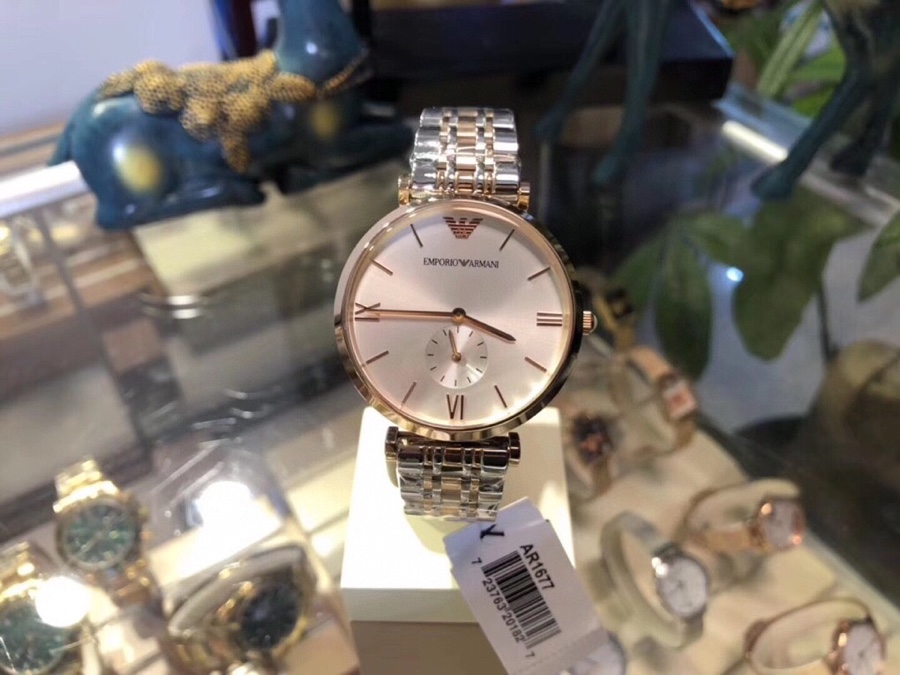 Armani Calidad genuina Modelo: AR1677/Diámetro del dial: 40*10 Tipo de movimiento: Movimiento de cuarzo importado Tende…