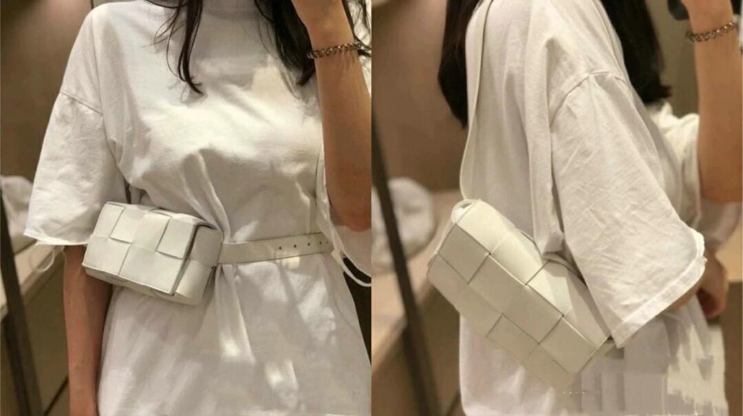 Bottega Veneta葆蝶家  The Belt Cassttte腰包 639367白色