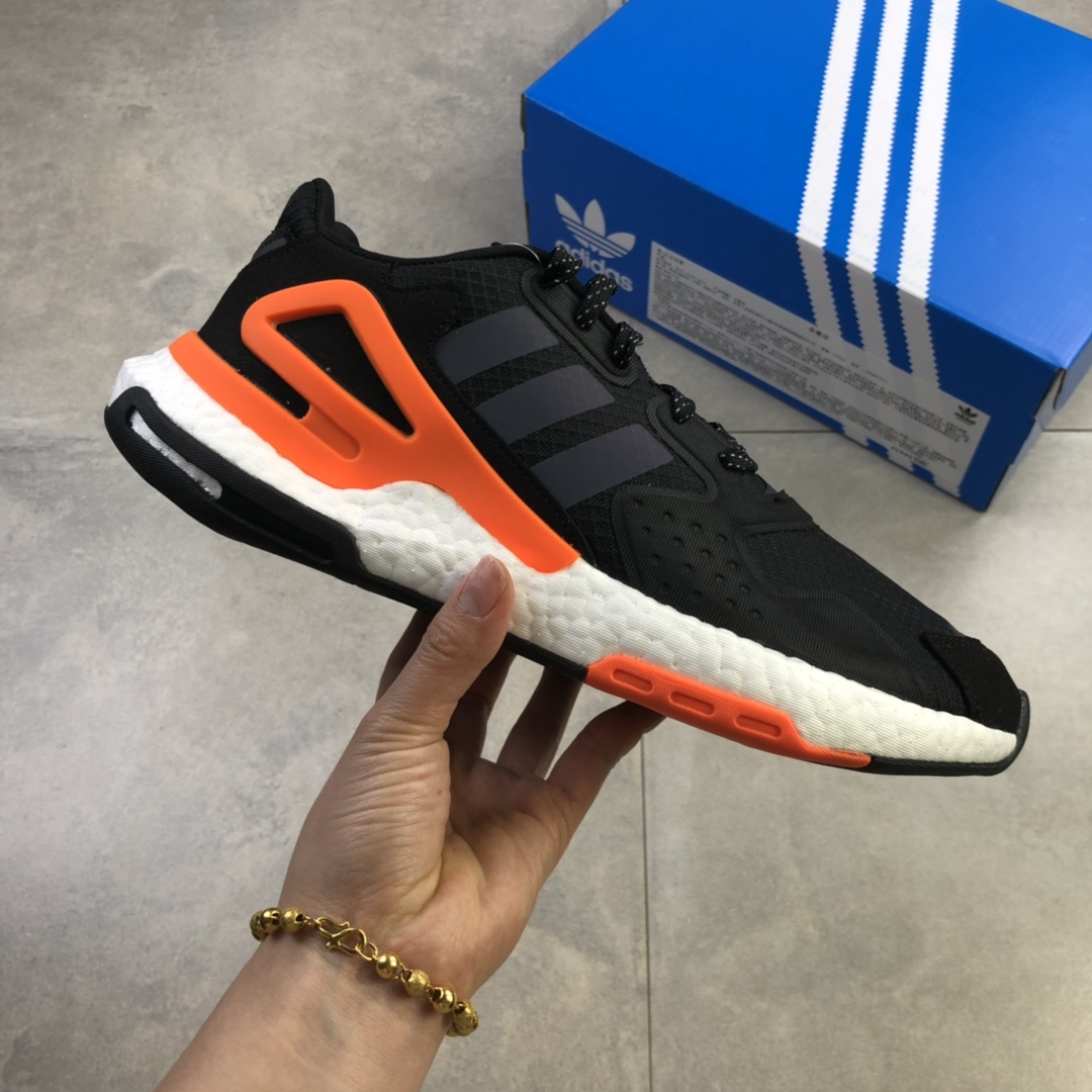 200  Adidas 阿迪达斯 Day Jogger 夜行者二代 爆米花大底复古跑鞋 FY0238