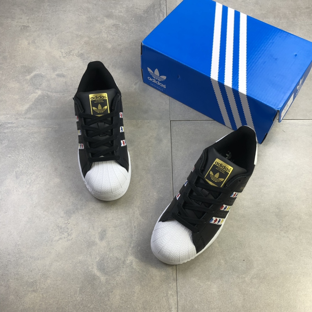 120 公司级 阿迪达斯Adidas Superstar 贝壳头经典百搭小白鞋