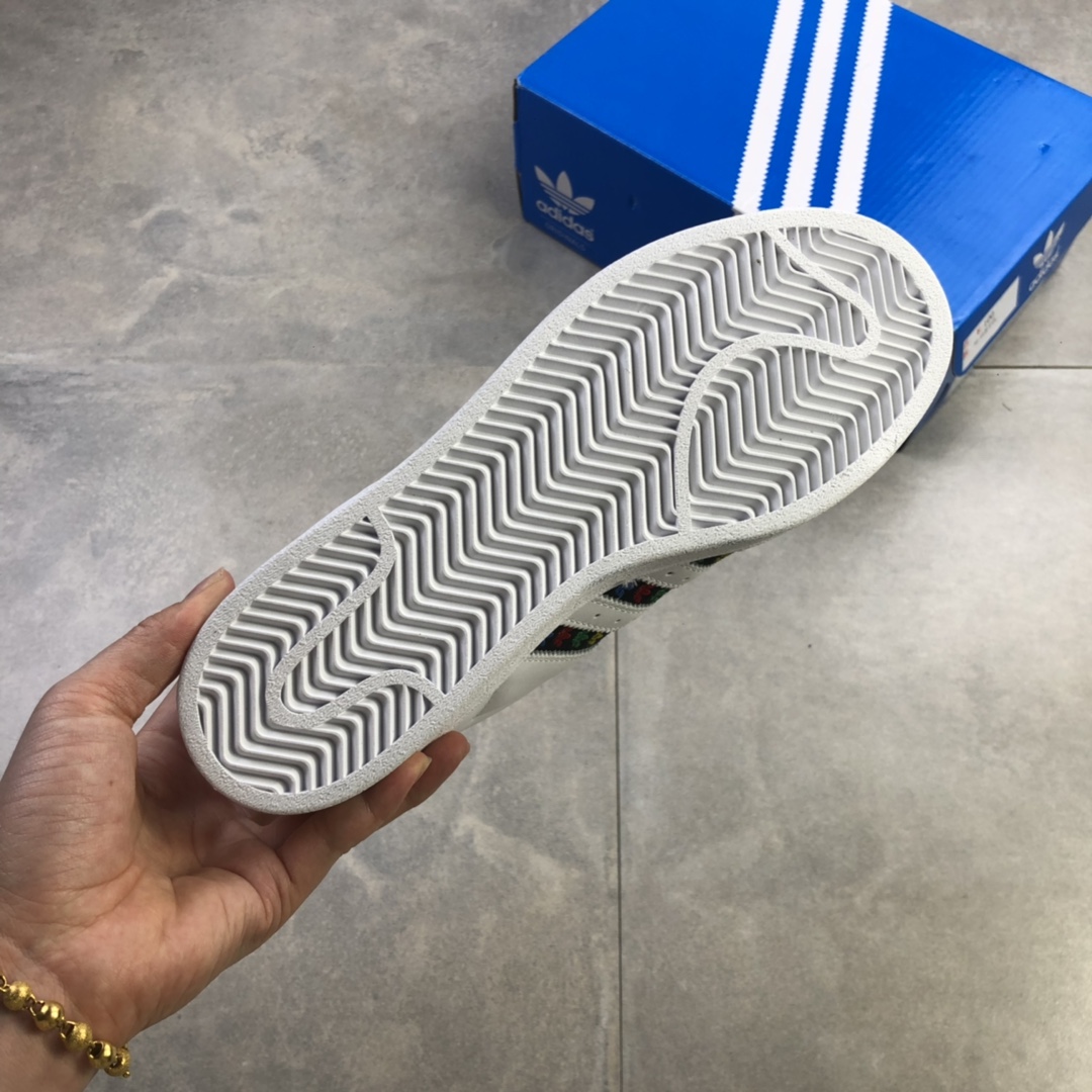 120 公司级 阿迪达斯Adidas Superstar 贝壳头经典百搭小白鞋 FZ0059