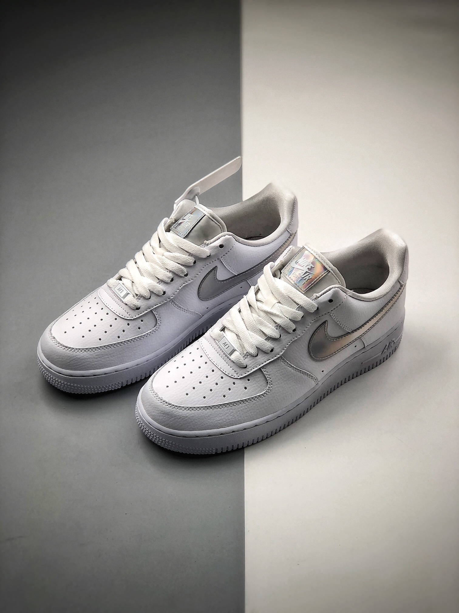 180  原厂级别 Air Force 1 Low 浅蓝镭射 官方同步发售CJ1646-400