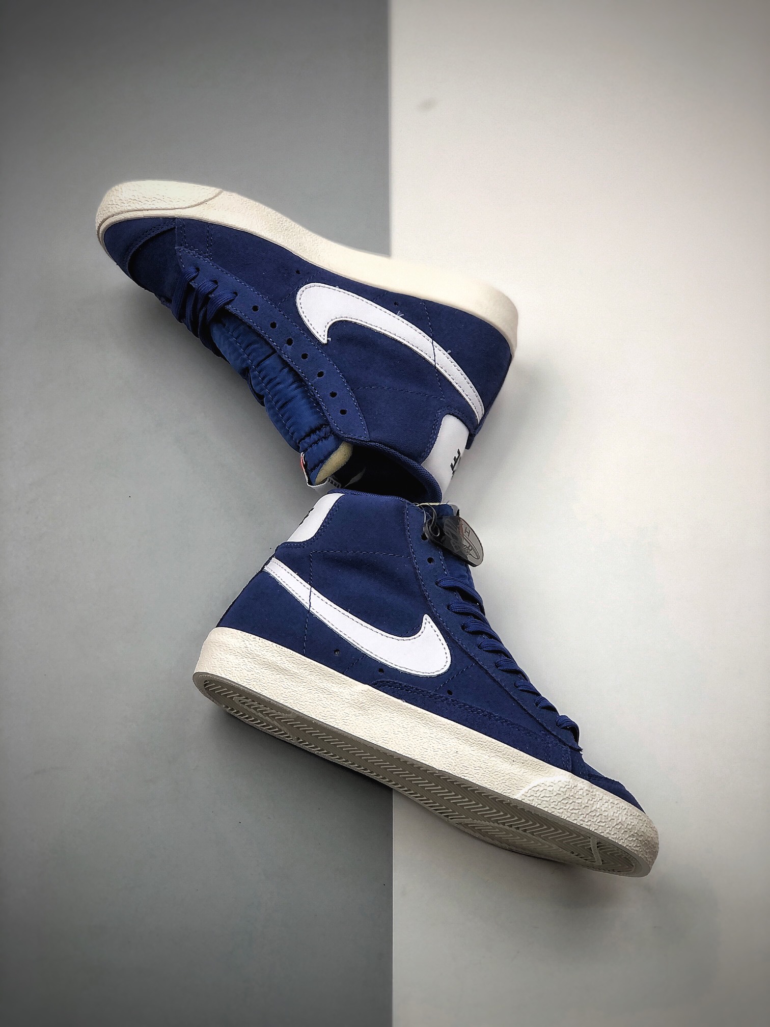 190  公司级 Nike Blazer Mid ‘77 SUEDE 开拓者经典复古中帮休闲板鞋CI1172-402