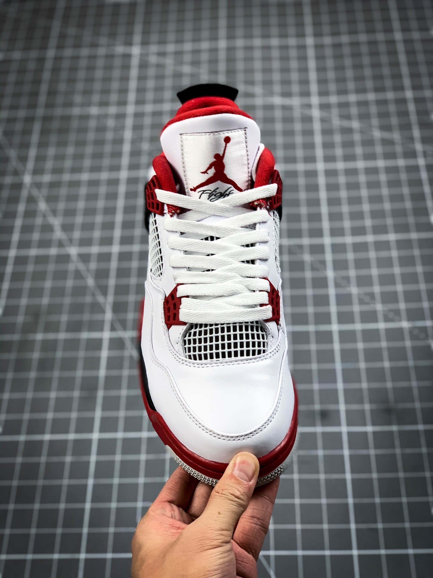 400 Air Jordan 4 Retro AJ4/乔4代中帮复古休闲运动文化篮球鞋 DC7770-160