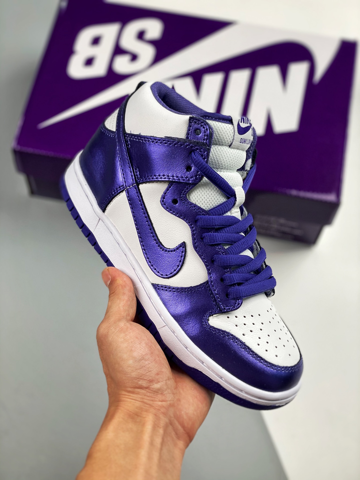 Dunk SB High Pro 扣篮系列高帮经典百搭休闲运动板鞋 货号：DC5382 100 尺码：36 36.5 37.5 38 38.5 39 40 40.5 41 42 42.5 43 44 45