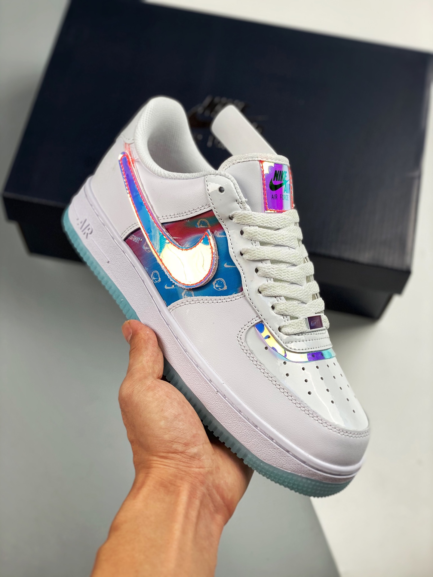 Air Force 1 '07 LV8 "Good Game" edición limitada de League of Legends S10 con efecto luminoso multicolor. Sobre la base…