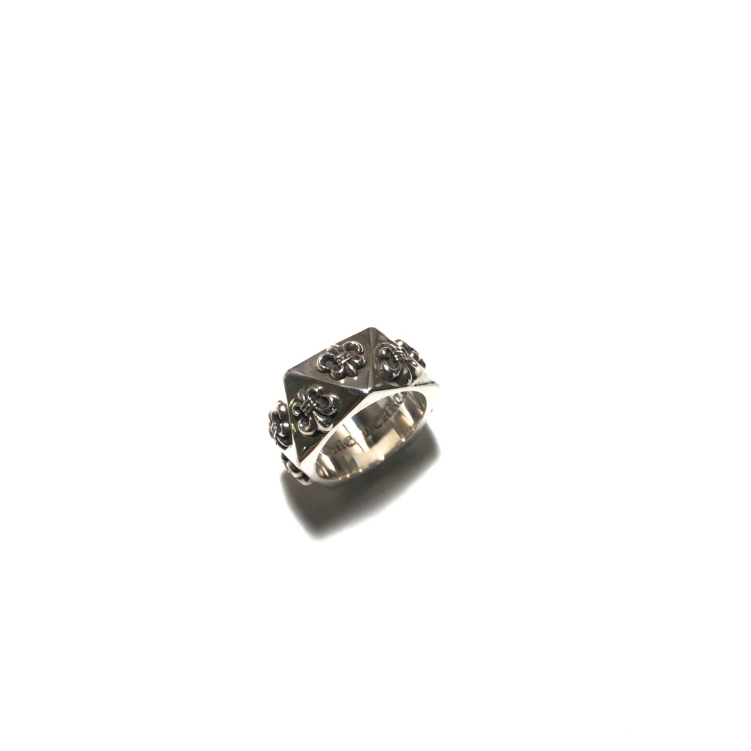 Chrome Hearts 开版 独家拍摄 （MZ）Chrome hearts 克罗心菱形童军花戒指