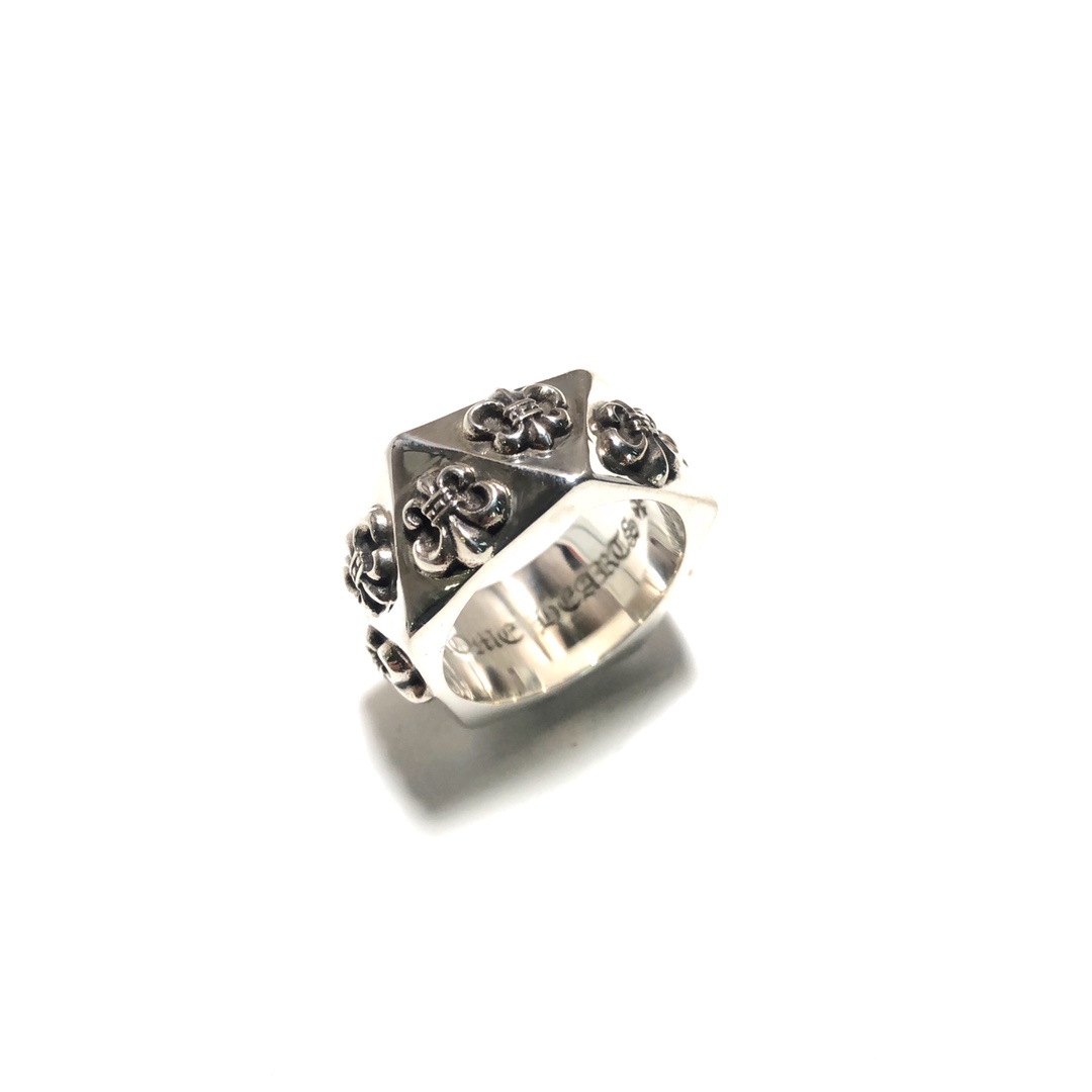 Chrome Hearts 开版 独家拍摄 （MZ）Chrome hearts 克罗心菱形童军花戒指