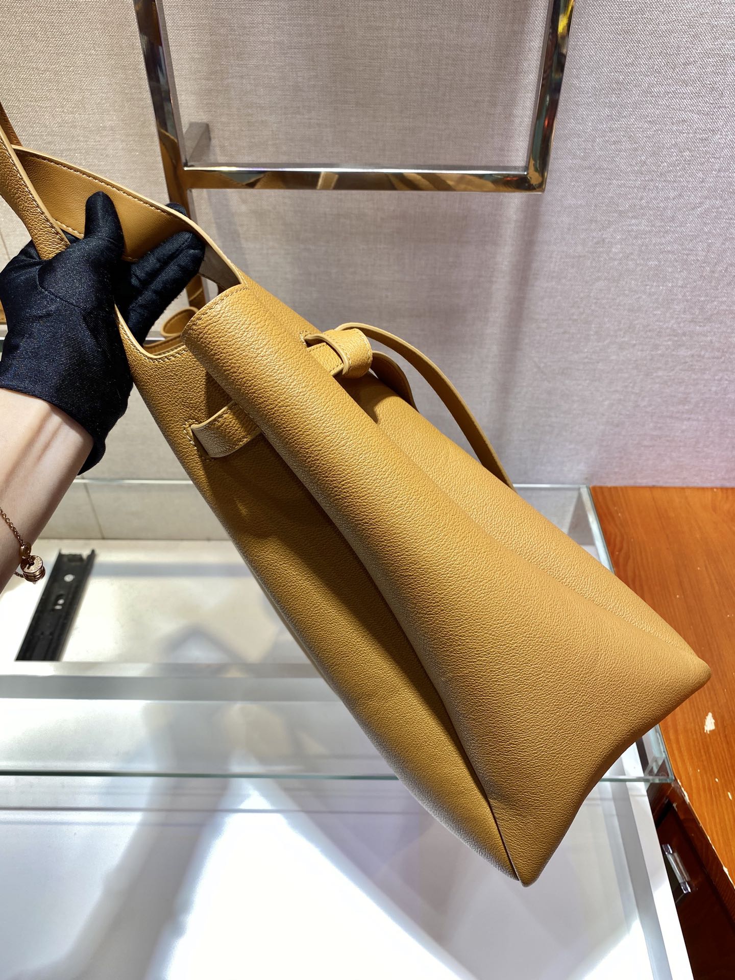 PRADA普拉达柔软鹿皮新款购物袋1BG339