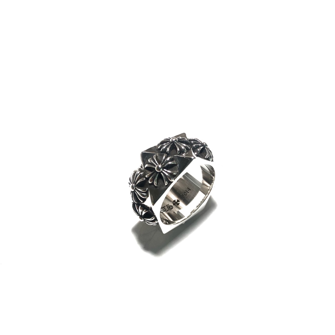 Chrome Hearts 开版 独家拍摄 （MZ）Chrome hearts 克罗心菱形十字戒指