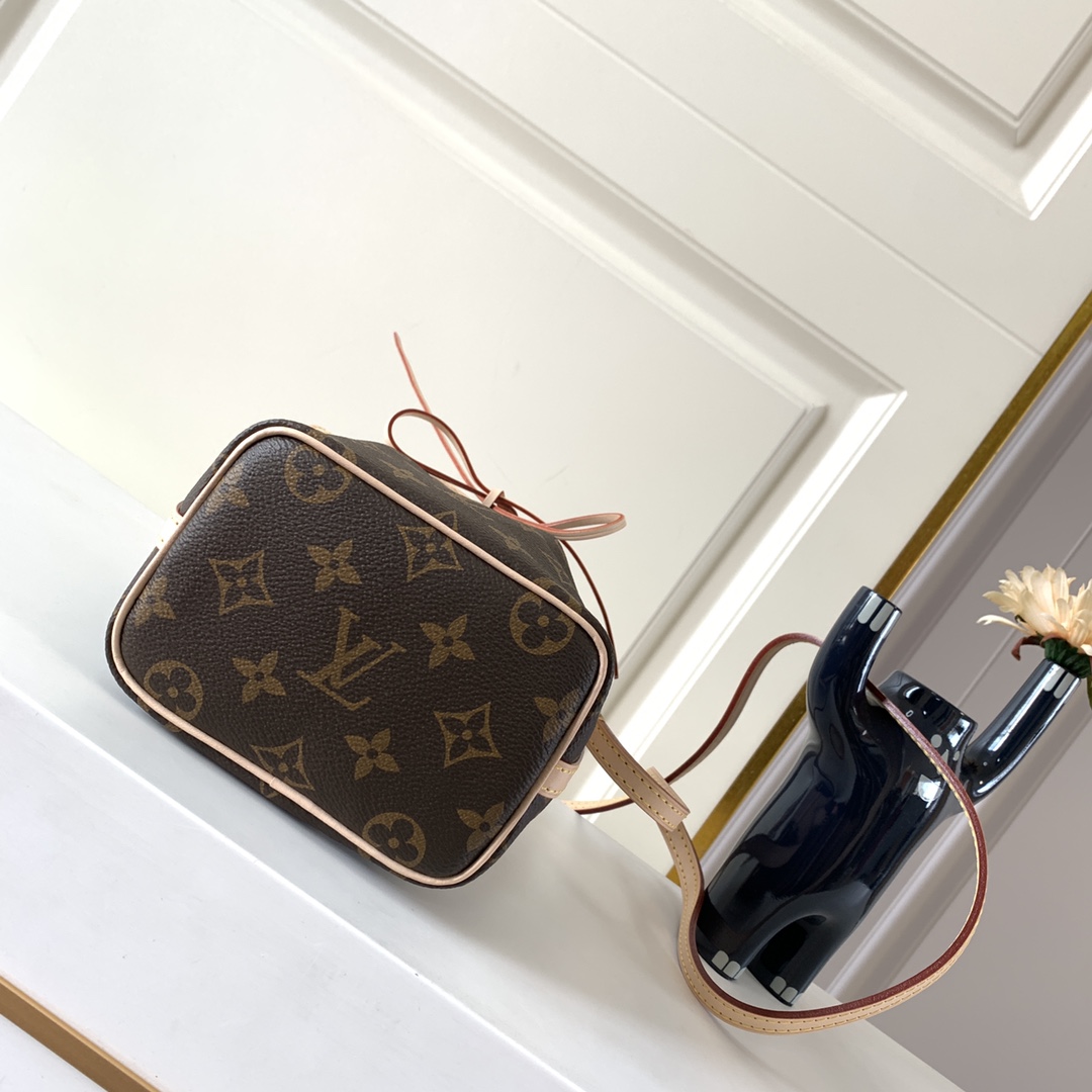 LOUIS VUITTON M41346 Bag