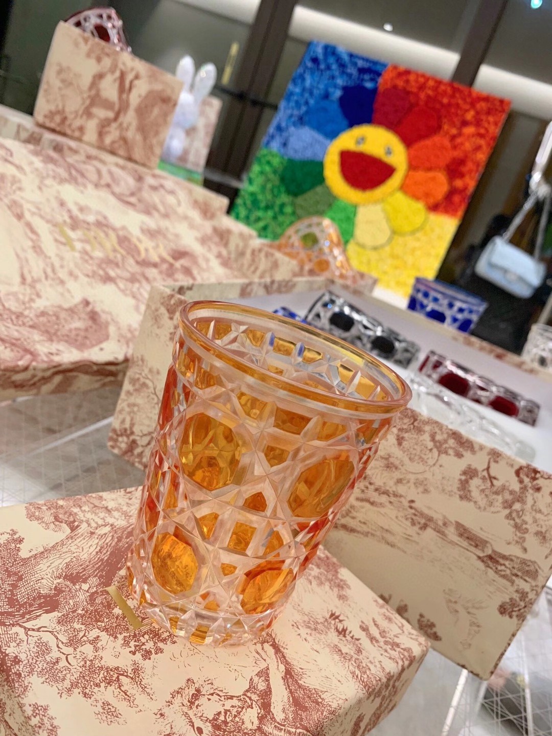 Dior水晶杯 杯控速来 家具系列全网 让生活更有仪式感 2000➕入手 手工雕刻棱纹 简直不要太美 喝水 喝咖啡 喝酒 5
