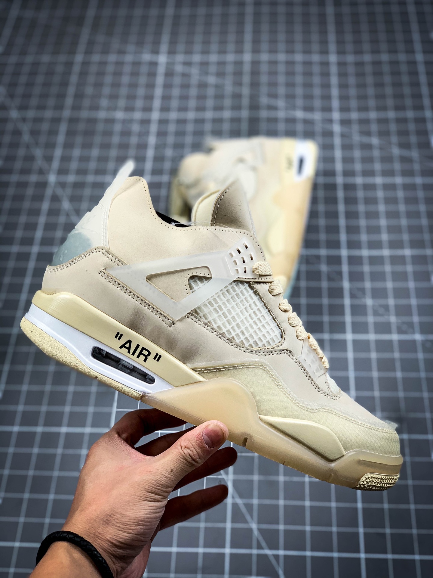 480 乔丹/Air Jordan 乔4 AJ4 aj4 AJ4 乔丹4代OFF-WHITE x Air Jordan 4 SP WMNS  CV9388-100