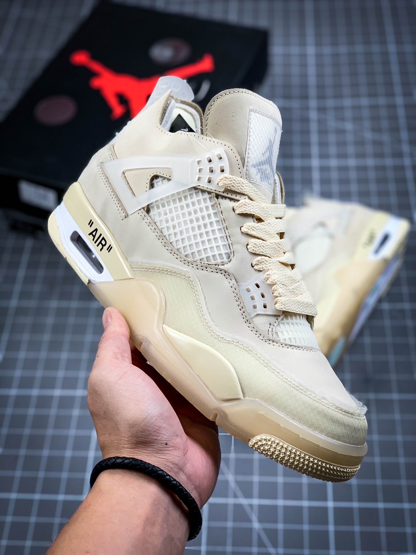 480 乔丹/Air Jordan 乔4 AJ4 aj4 AJ4 乔丹4代OFF-WHITE x Air Jordan 4 SP WMNS  CV9388-100