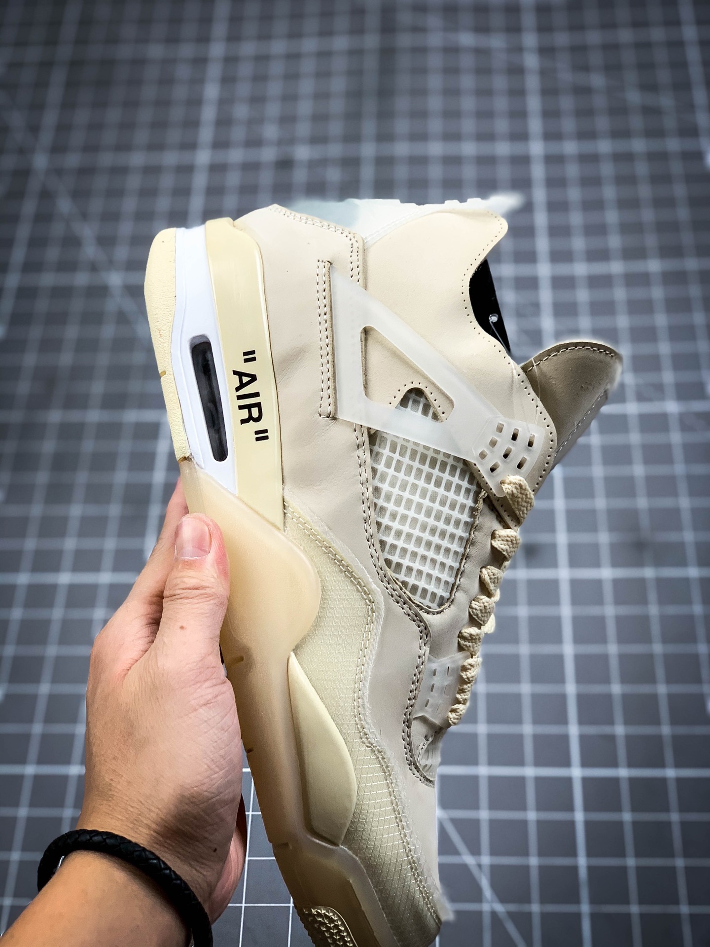 480 乔丹/Air Jordan 乔4 AJ4 aj4 AJ4 乔丹4代OFF-WHITE x Air Jordan 4 SP WMNS  CV9388-100