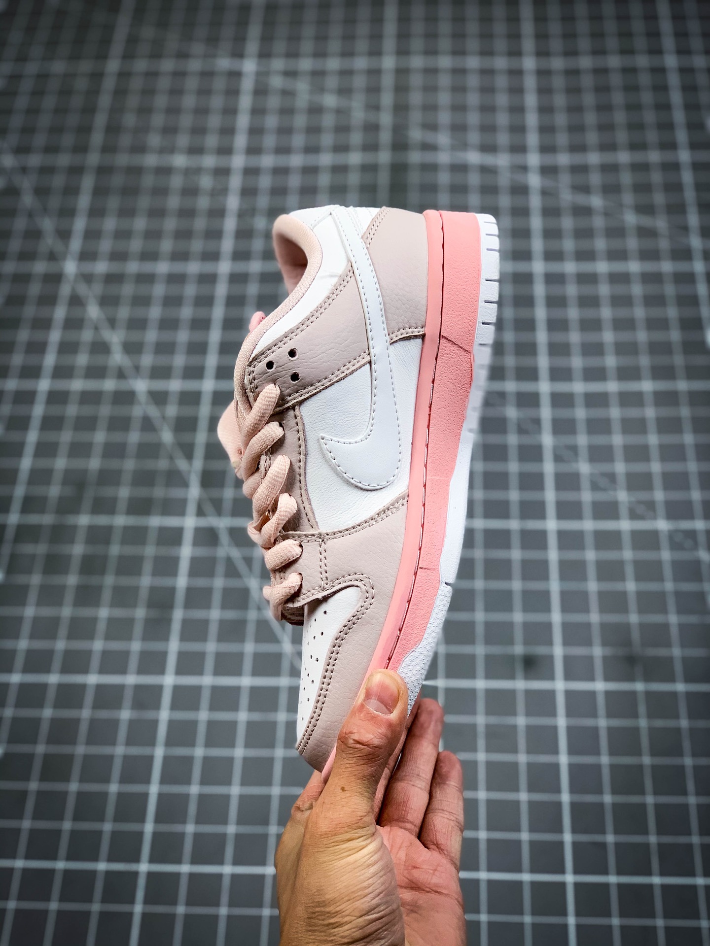 220 NK SB Dunk Low 粉鸽子 国外定制版 公司级实拍首发 BV1310-012