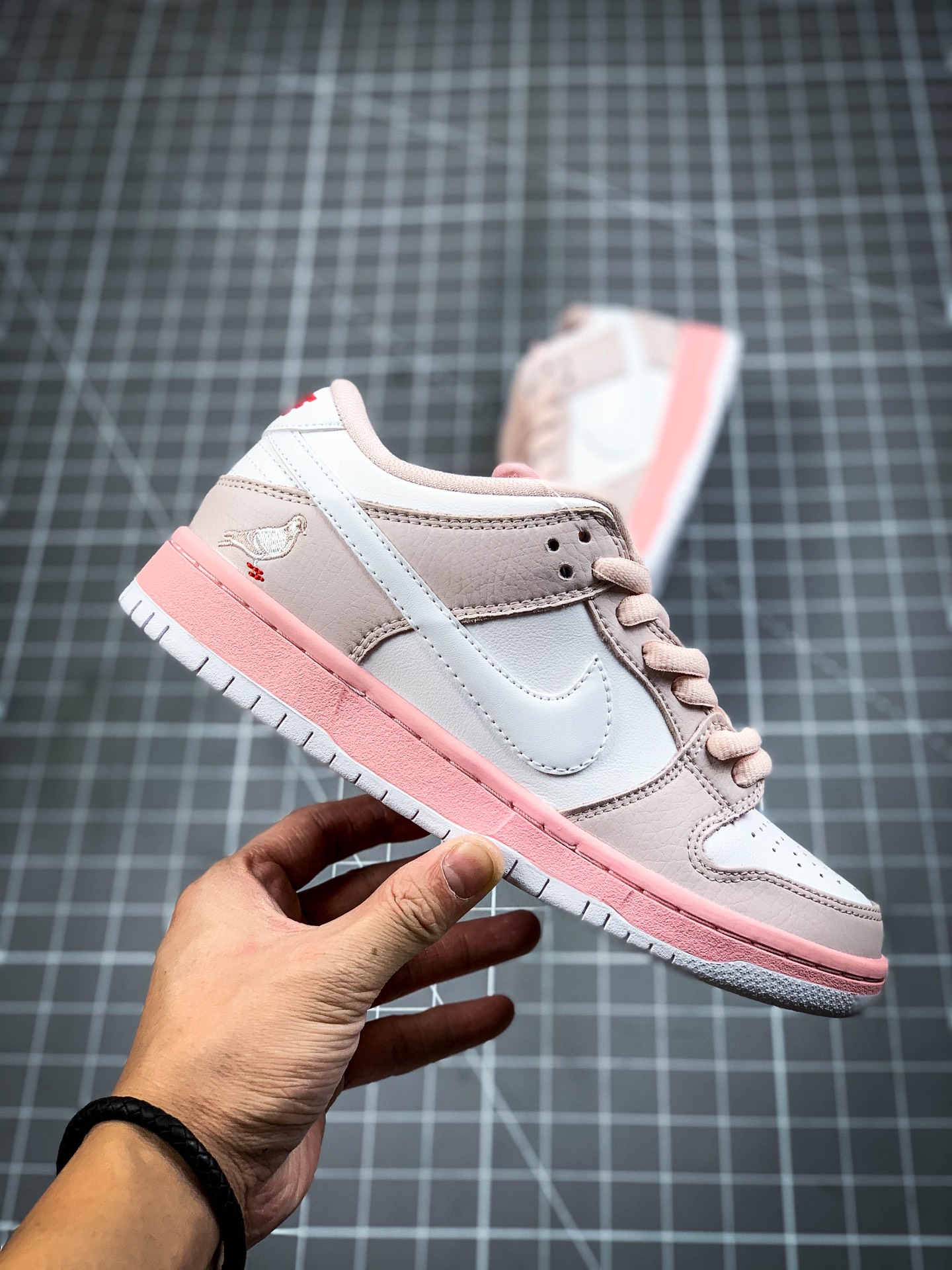220 NK SB Dunk Low 粉鸽子 国外定制版 公司级实拍首发 BV1310-012