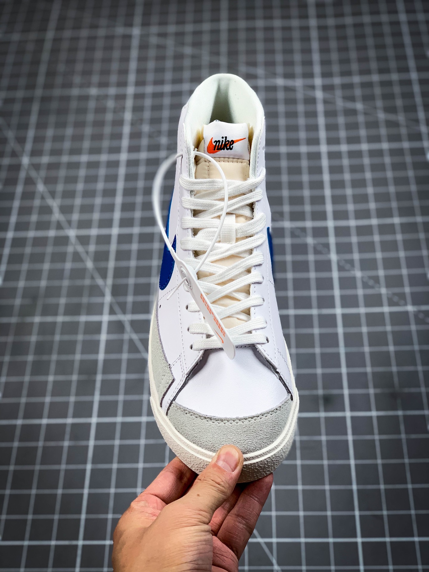 160 Nike Blazer Mid 77 Vintage 耐克 开拓者高帮休闲板鞋 BQ6806-103