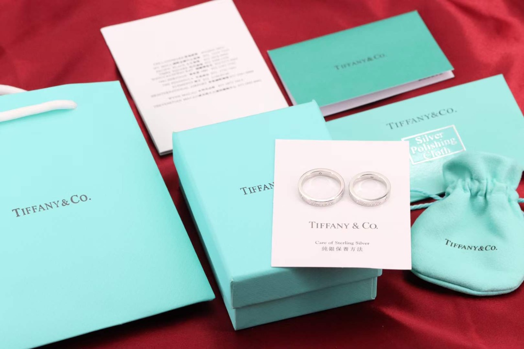 Tiffany & Co. Tiffany&Co.蒂芙尼三钻 情侣对戒 纯银