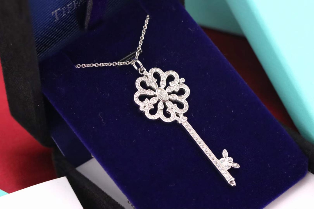 Tiffany & Co. Tiffany&Co. key 椭圆粉钻钥匙毛衣项链