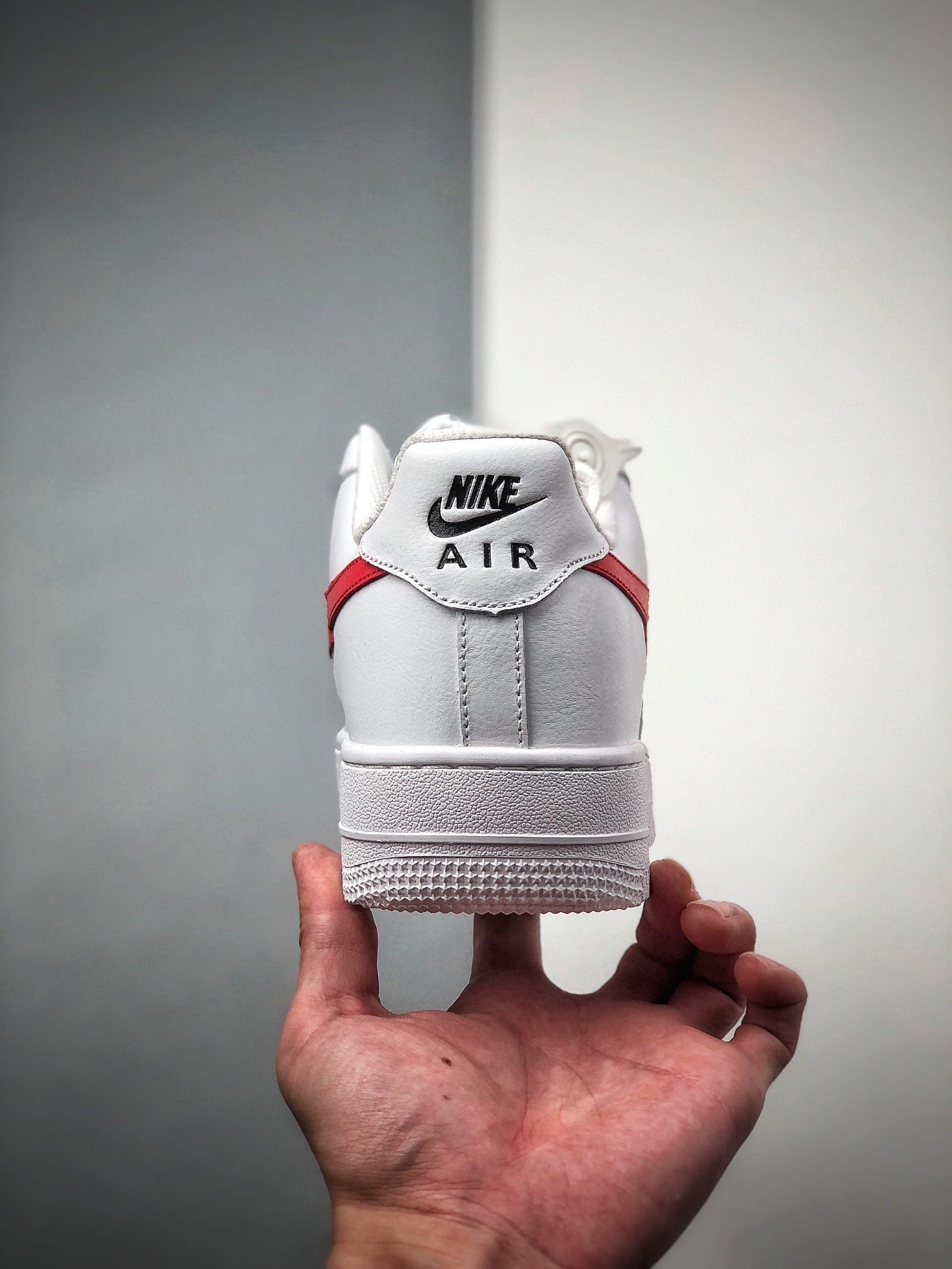 150 Nike 空军一号运动休闲板鞋CW7577-100