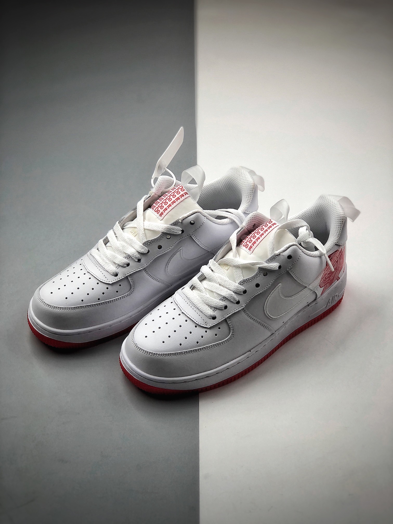 150 Nike 空军一号运动休闲板鞋 CN8534-100
