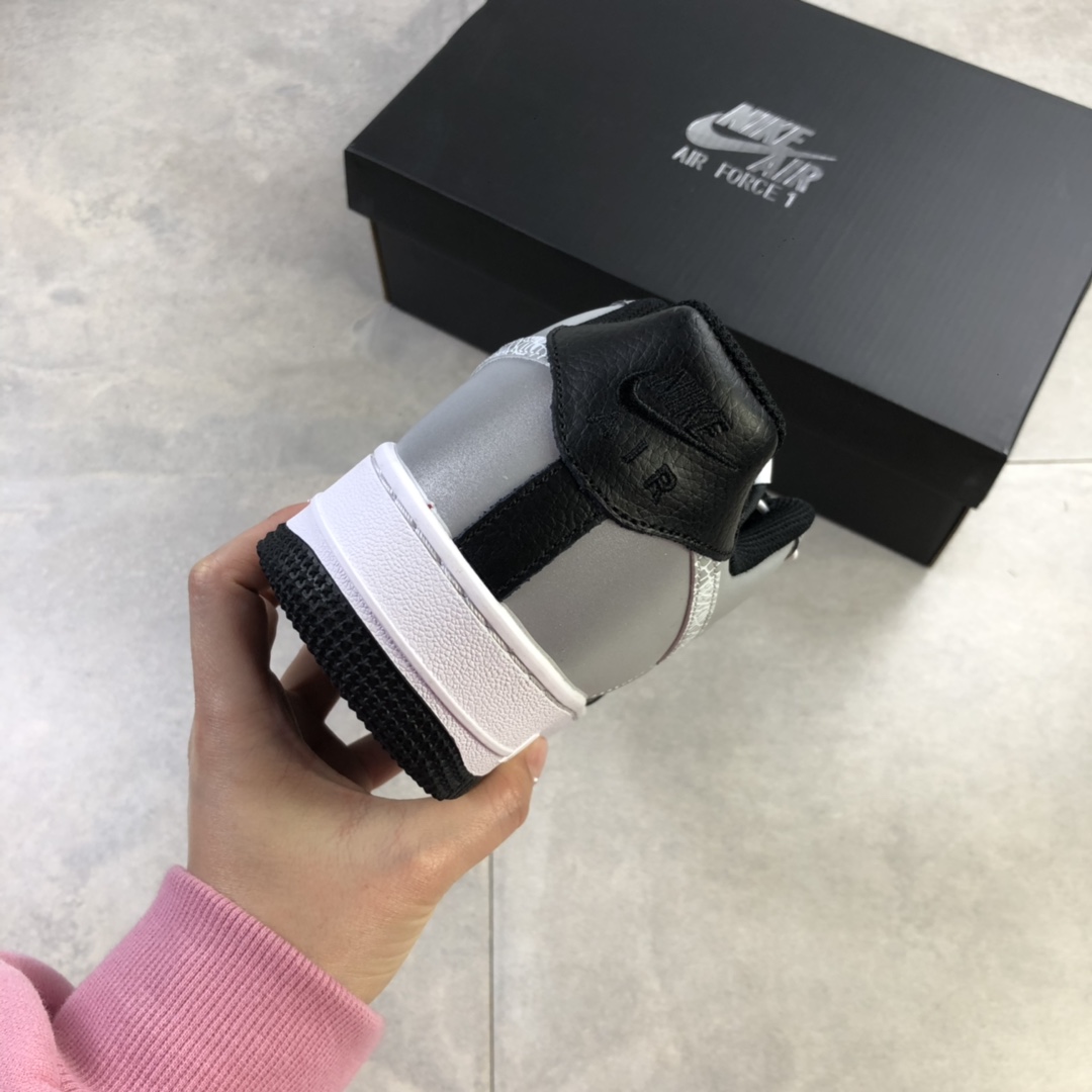 200  Nike Air Force 1'07 Low 空军一号3M反光 低帮休闲板鞋 DJ6033-001