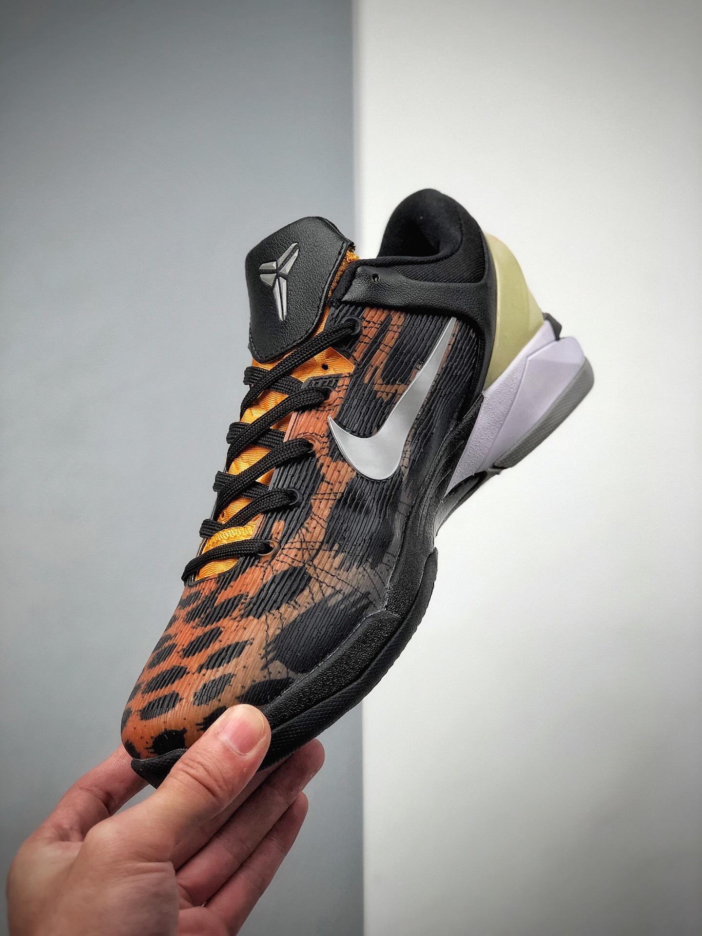 260  Nike Zoom Kobe VII visibility  Cloak 科比7代复刻实战运动低帮文化篮球鞋488371-800