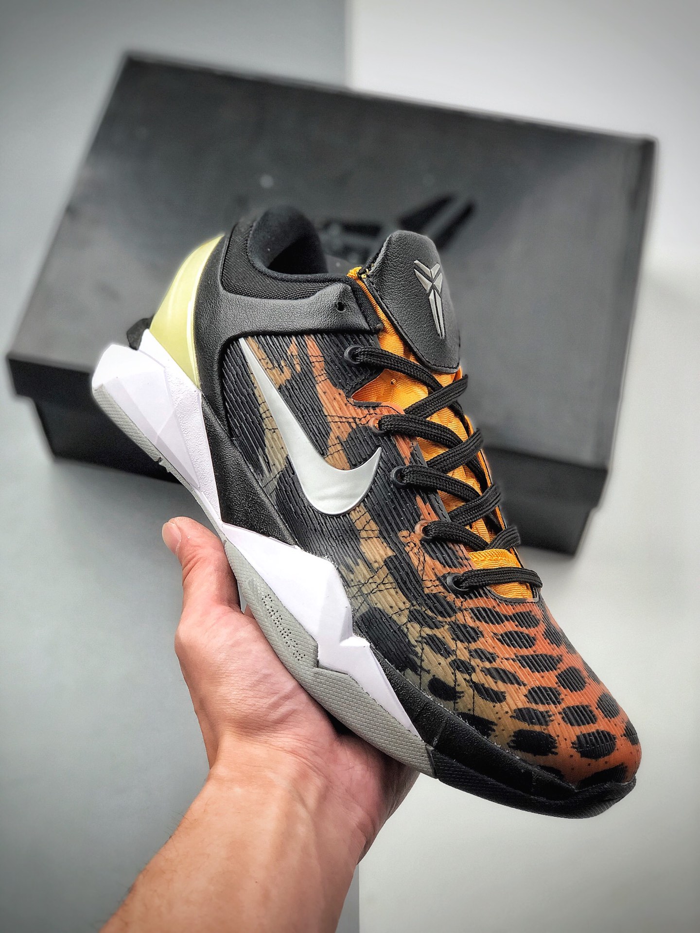 260  Nike Zoom Kobe VII visibility  Cloak 科比7代复刻实战运动低帮文化篮球鞋488371-800