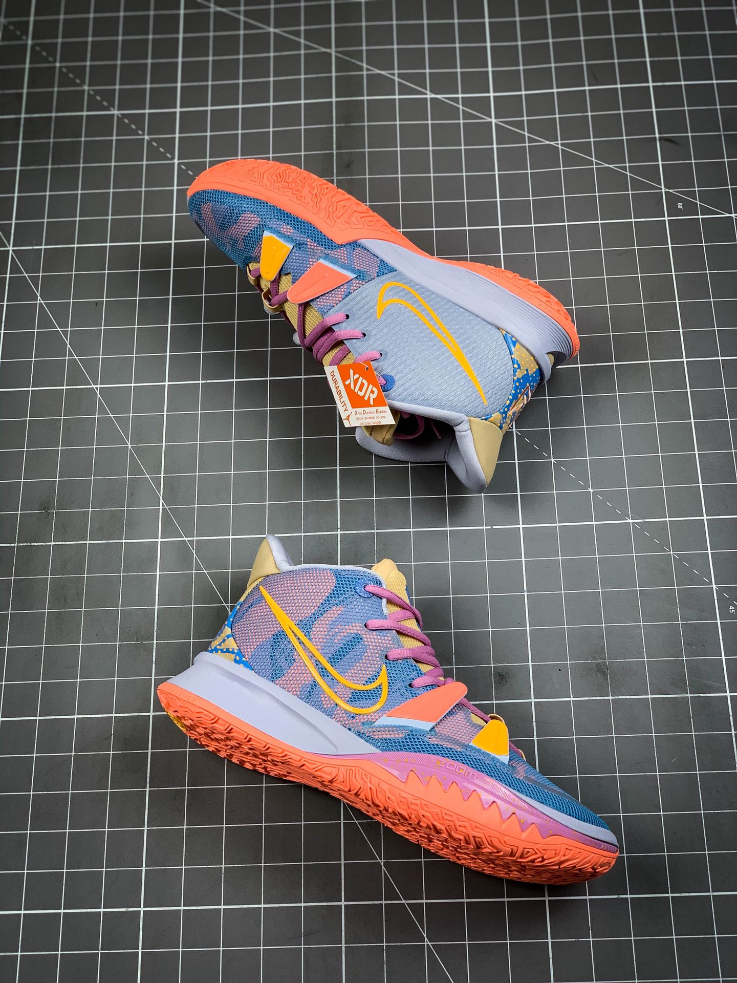 220 耐克Nike Kyrie 7 Pre Heat 欧文7时尚休闲运动篮球鞋搭载Air Zoom Turbo气垫DC0588