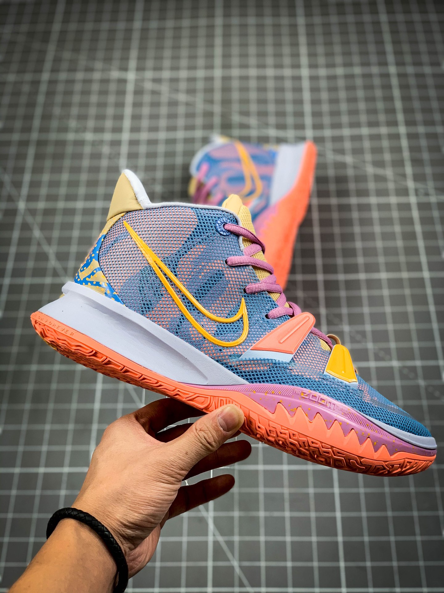 220 耐克Nike Kyrie 7 Pre Heat 欧文7时尚休闲运动篮球鞋搭载Air Zoom Turbo气垫DC0588