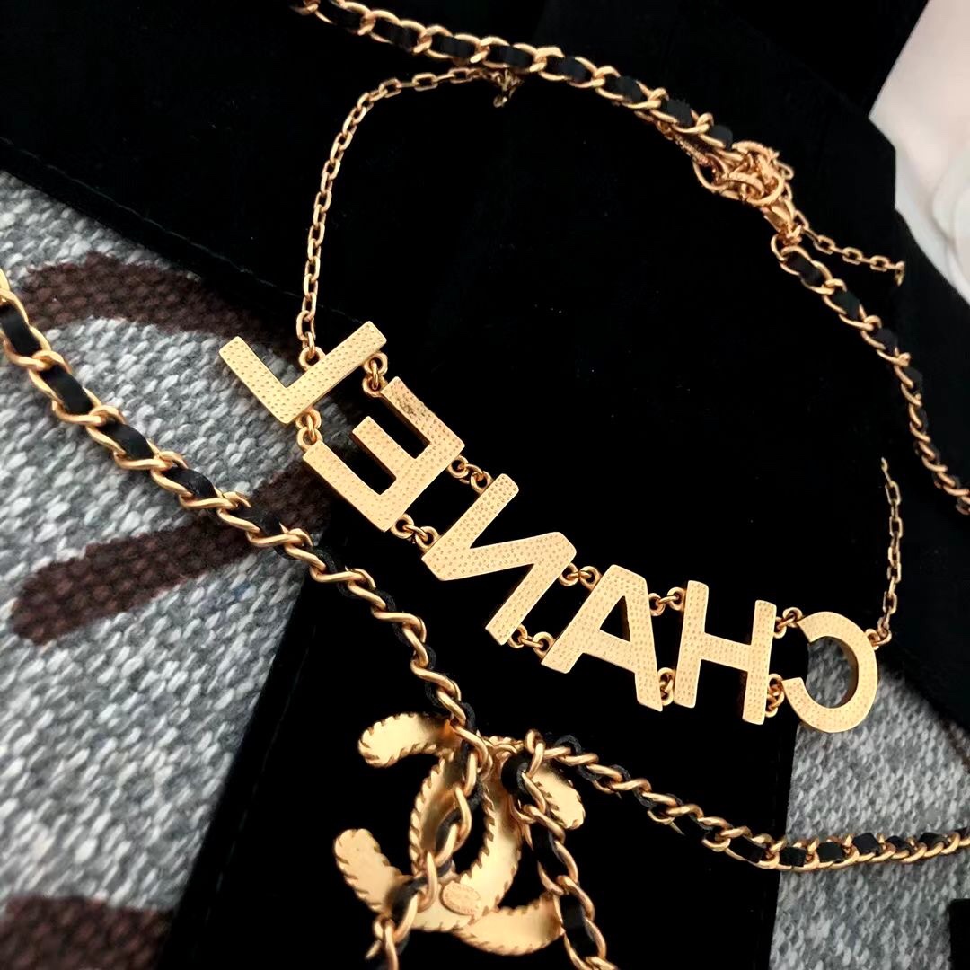Chanel Chanel 字母双层皮质项链
