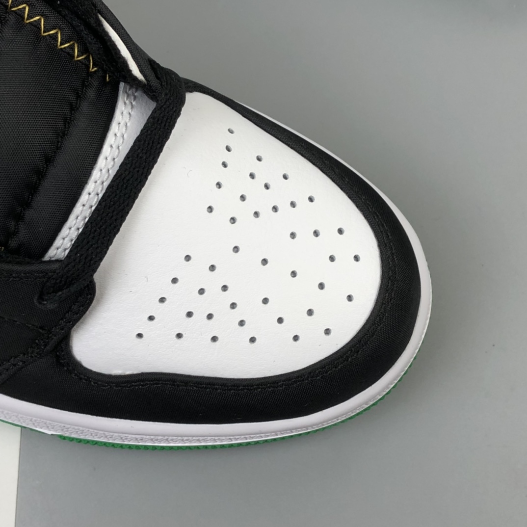 240 Air Jordan 1 Mid AJ1 乔1 中帮百搭休闲运动板鞋 852542-101