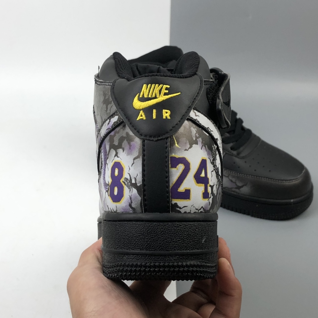 220  NK Air Force 1 HIGH ’07 LV8 2  Kobe 科比纪念款 空军一号中帮运动休闲板鞋  AQ8021-002