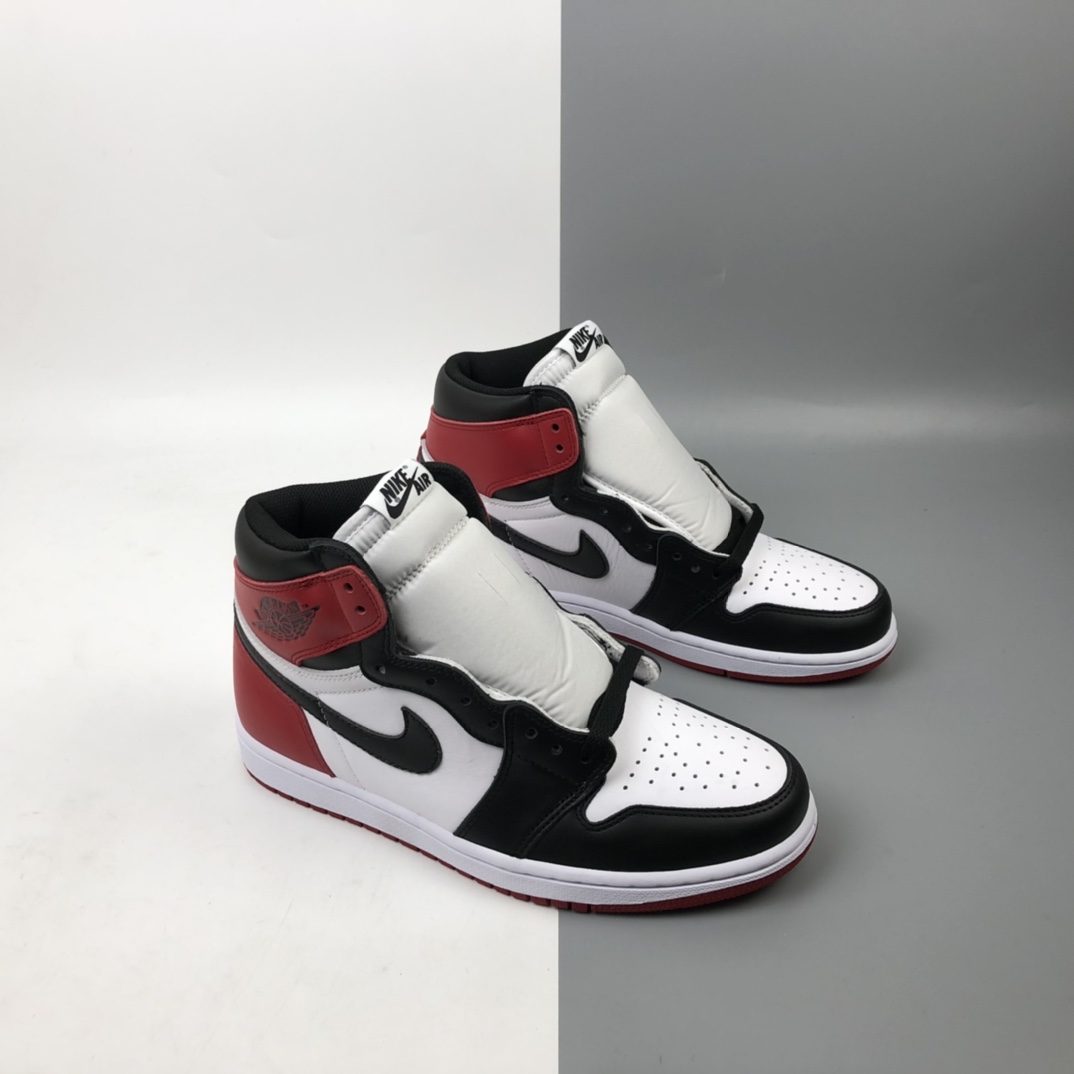300 Air Jordan 1 Retro High OG AJ1黑脚趾高帮篮球鞋 555088-125