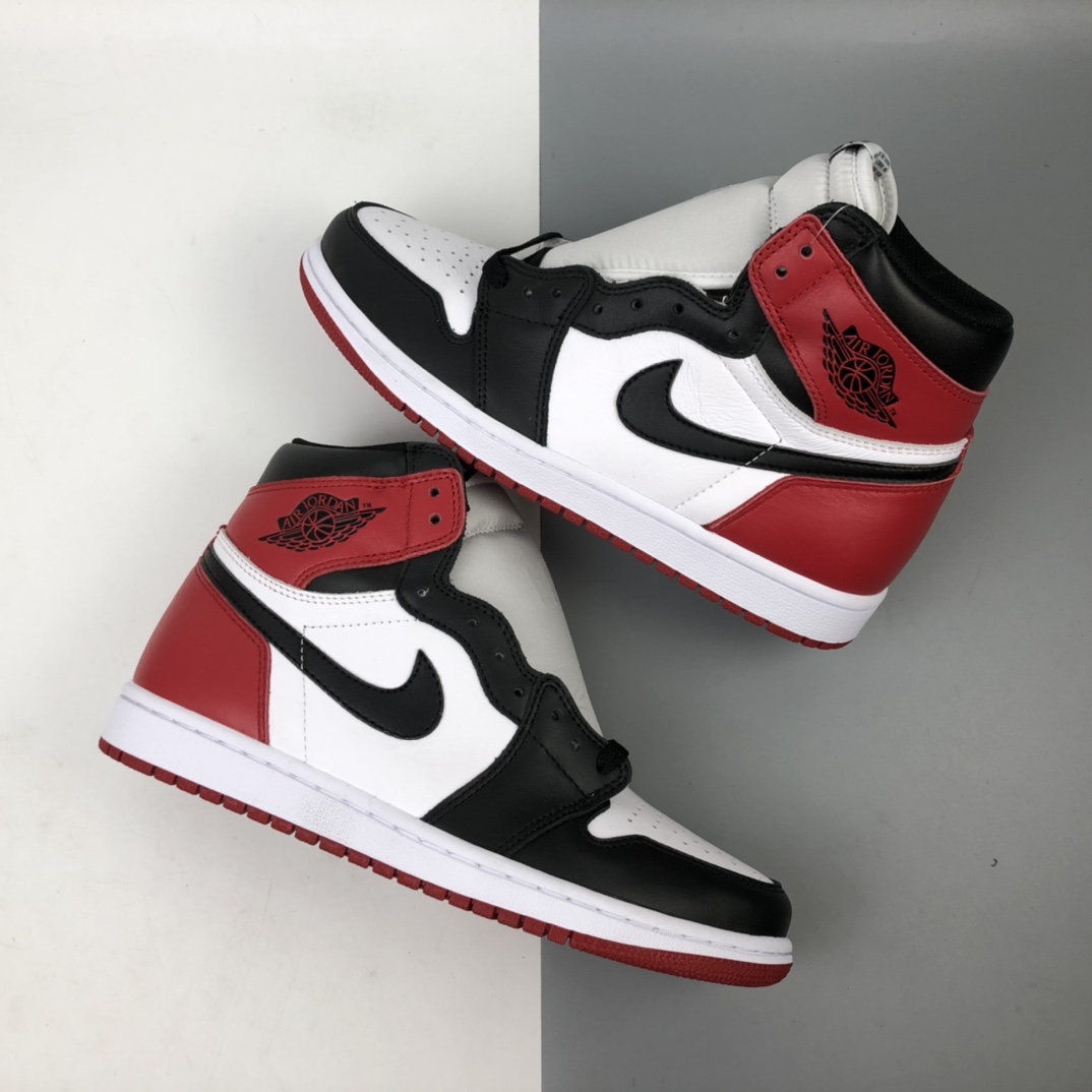 300 Air Jordan 1 Retro High OG AJ1黑脚趾高帮篮球鞋 555088-125