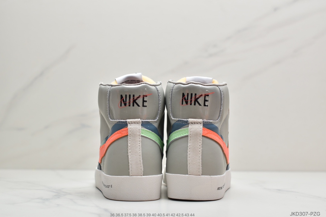 160 公司级耐克Nike Blazer Mid '77女子运动鞋DC0707-164