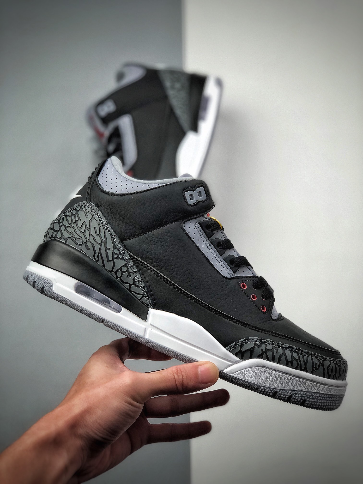 240  Air Jordan 3 Retro Black Cement(2018)黑水泥 854262-001