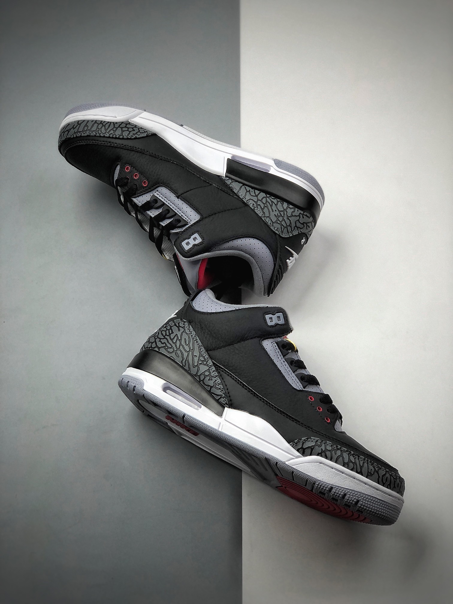 240  Air Jordan 3 Retro Black Cement(2018)黑水泥 854262-001