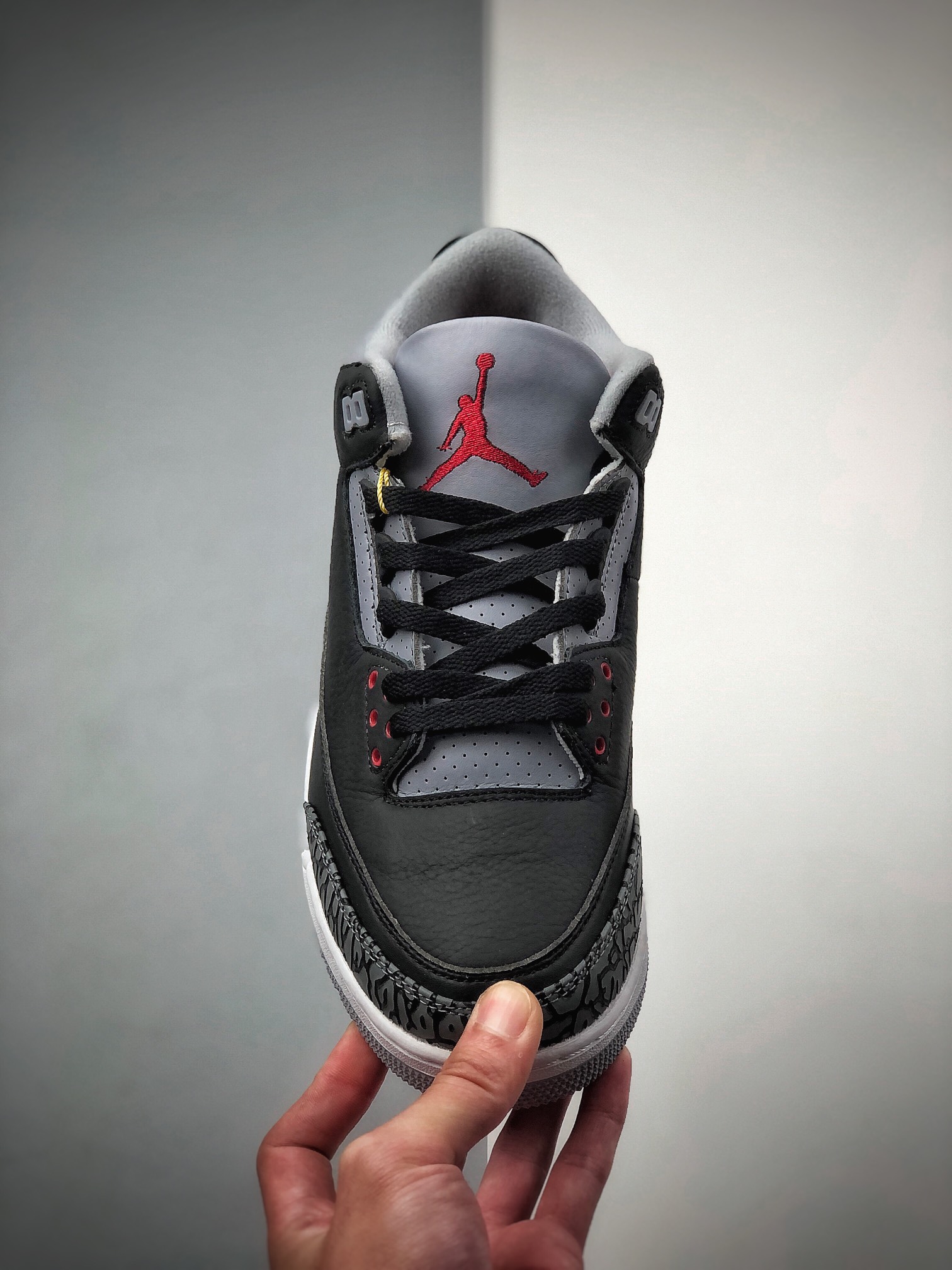 240  Air Jordan 3 Retro Black Cement(2018)黑水泥 854262-001