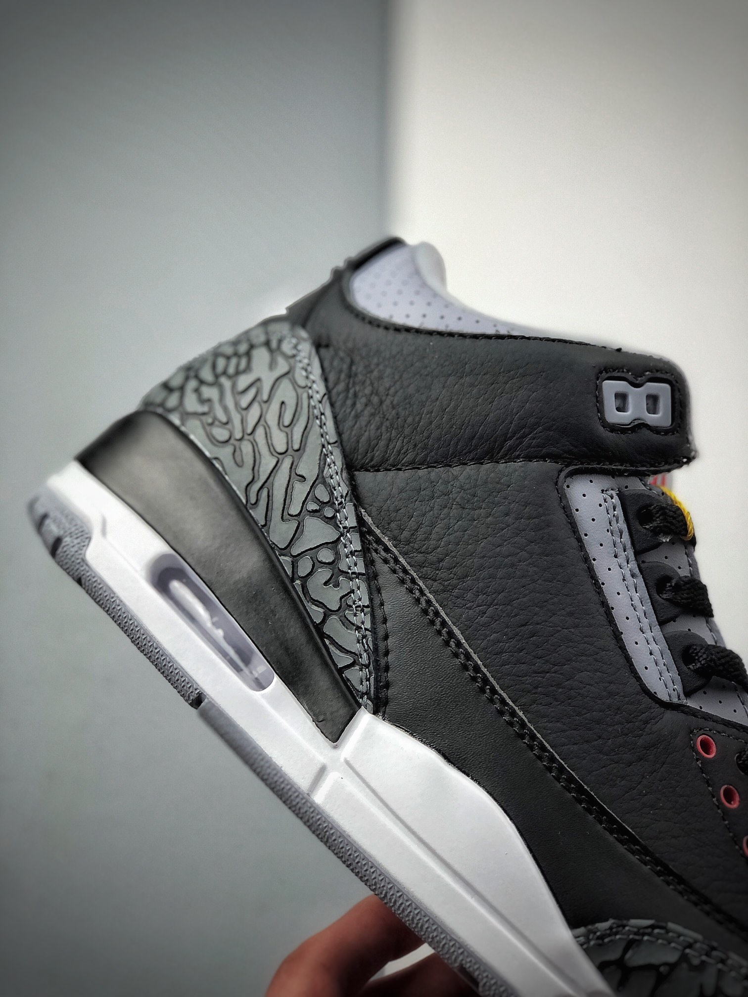240  Air Jordan 3 Retro Black Cement(2018)黑水泥 854262-001