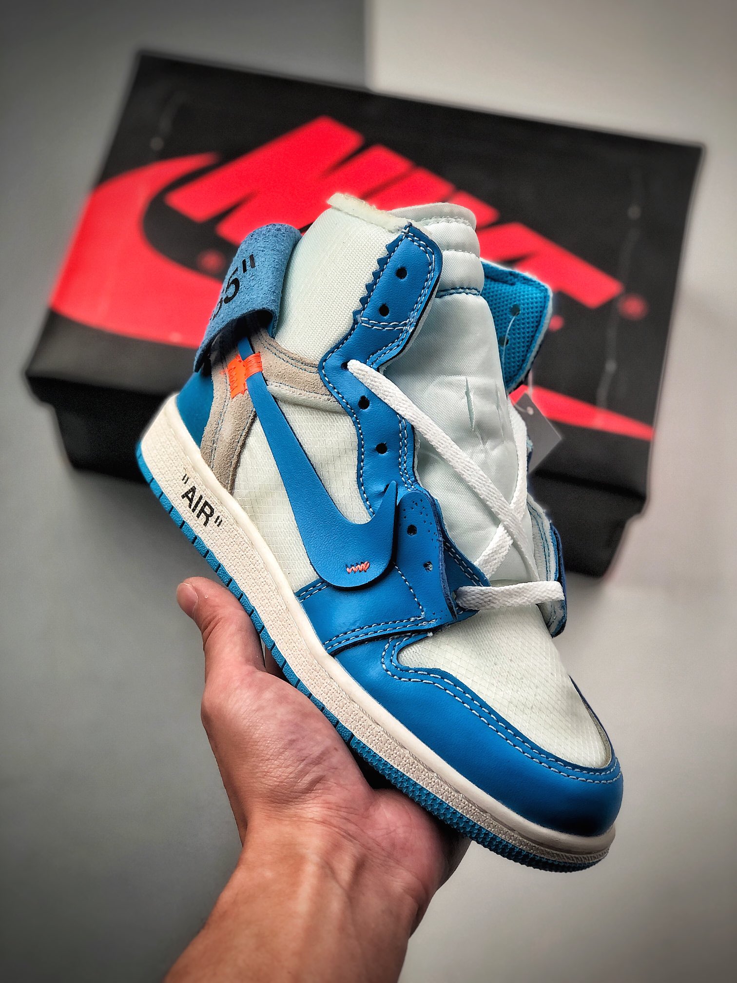 300  Air Jordan 1 X OFF-WHITE 高帮 北卡蓝联名 AJ1 乔丹1代 AQ0818-148